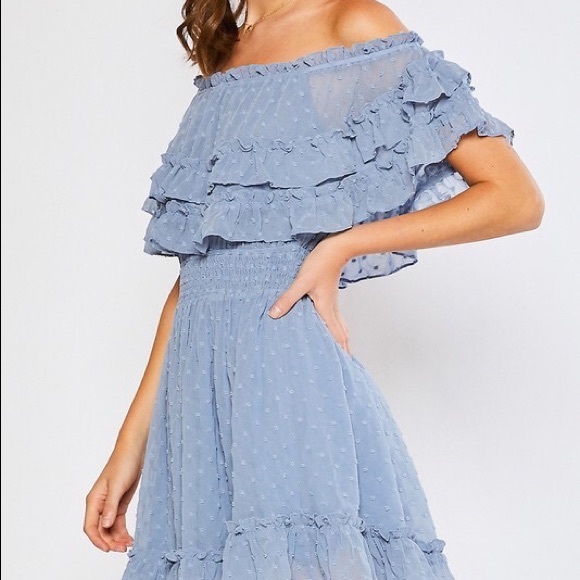 Blu Ivy Ruffle Hem Off Shoulder Dress - Picture 4 of 11